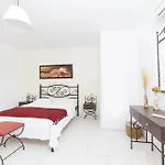 Agerino Moutsoúna